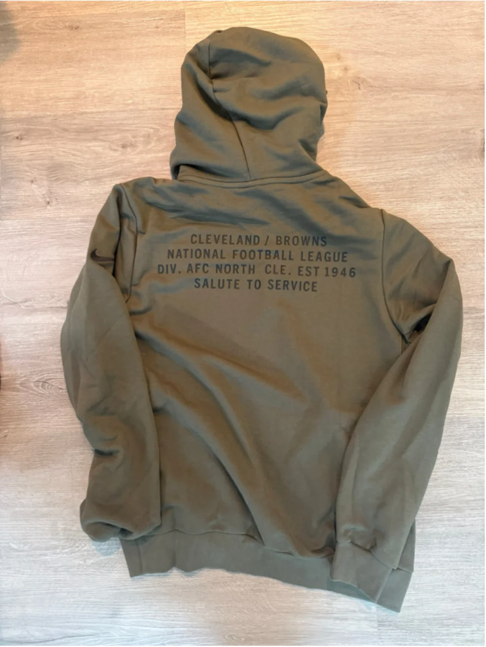 Men's Nike Cleveland Browns Salute to Service Hoodie, Olive, Size M